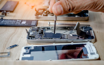 Confiez la réparation de votre Samsung Galaxy S21 à Castelophonie